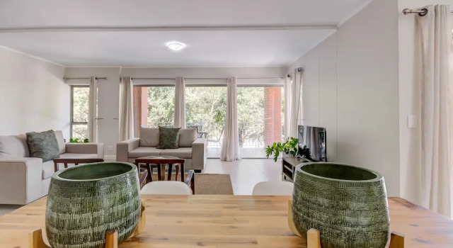 UniqueStay Mayfair Deluxe Apartment, Забронировать Апартаменты/квартира Отели Cape Peninsula с парковкой, Парковка