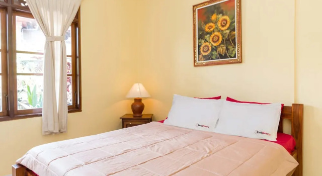 RedDoorz near Duyung Beach Sanur, Rezervovat Hotel Hotely v Bali s bazénem, Bazén