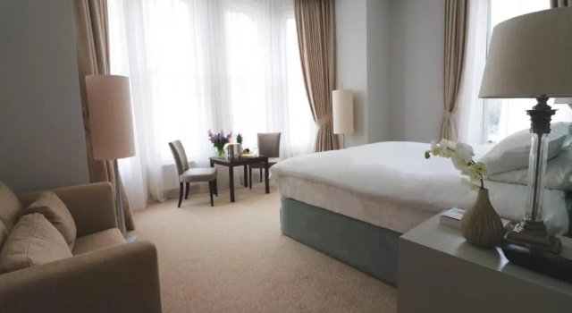 Номер Executive The Chatsworth Hotel