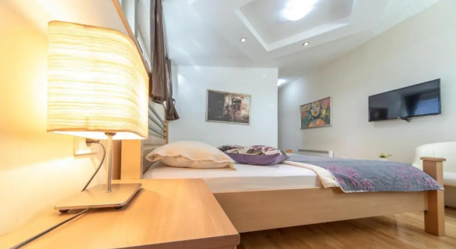Номер Standard F Apartmani Kragujevac - Luxuary Business Suites