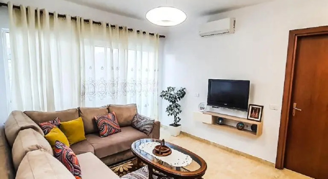Апартаменты Cozy 1 Bedroom apartment near parks, cafes & restaurants