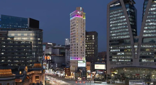Полулюкс Aloft by Marriott Seoul Myeongdong