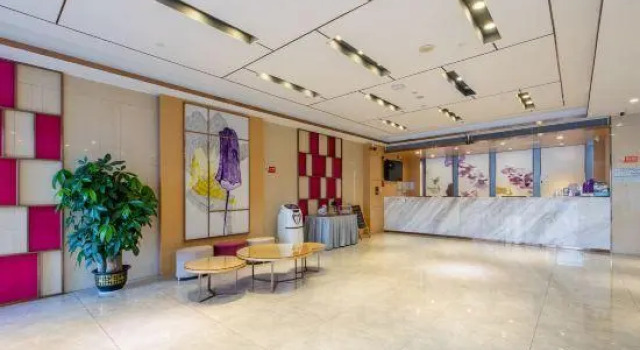 Lavande Hotel (Guangzhou South Railway Station, Hanxi Changlong Station)