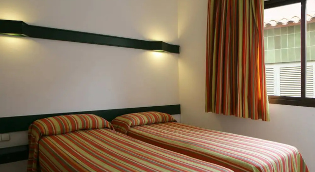 Семейные апартаменты c 1 комнатой с видом на город Apartaments Rosanna