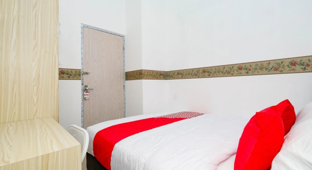 Puspa Residence by OYO Rooms