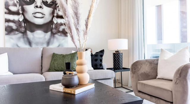 INF3- Luxury apartment close to all amenities.