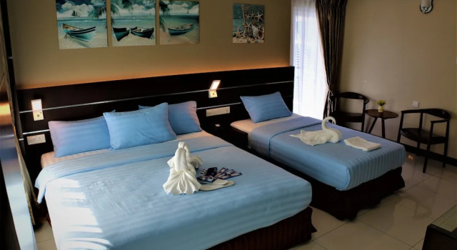 Семейный номер Deluxe с балконом Wave View Hotel