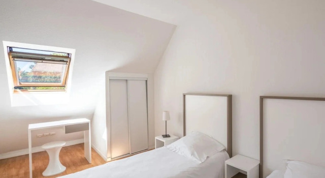 2BR Normandy Stay for 6