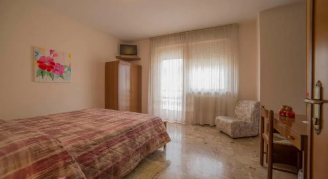 Полулюкс Hotel Santa Maria