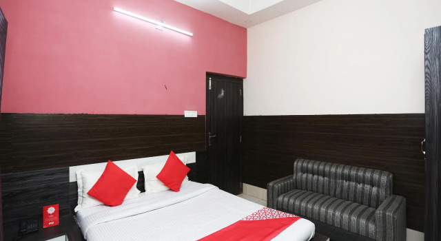 OYO 28174 Hotel Sai Krupa, Book Hotel Sambalpur Orissa