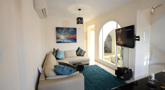 Karythia, Забронировать Отель Бизнес-отели Ларнаки, 4* 5*