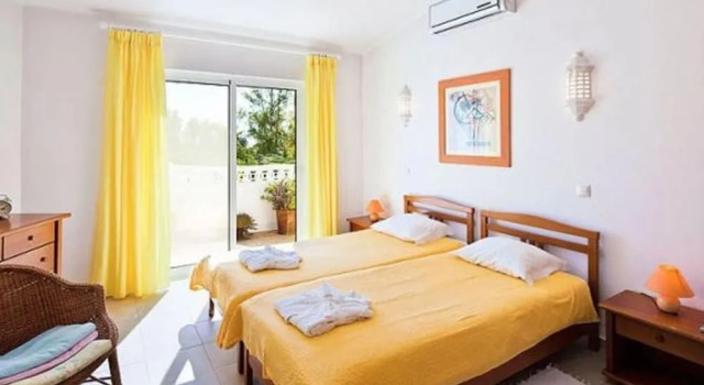 Sonny AM in Carvoeiro, Rezerwuj Willa Hotele w Algarve z parkingiem, Parking