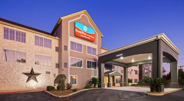 Двухместный люкс Candlewood Suites San Antonio - Fort Sam Houston by IHG