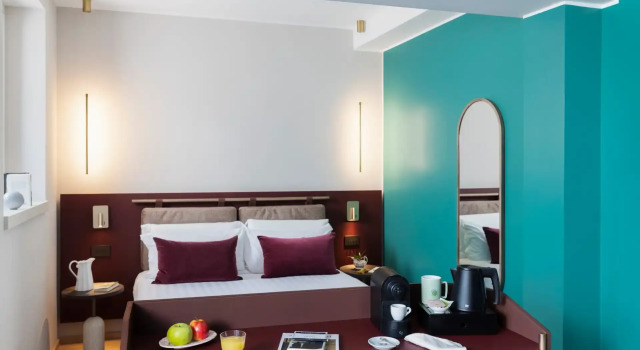 Полулюкс Adoro Hotel