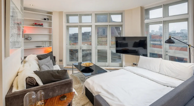 1 Bedroom Penthouse in Farringdon, Забронировать Отель Лондонский Сити Лондон, рядом с WIlliam Wallace Memorial