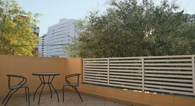 Кровать в общем номере Villa Hostel
