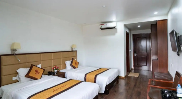 Четырёхместный номер Standard LUXURY II HOTEL