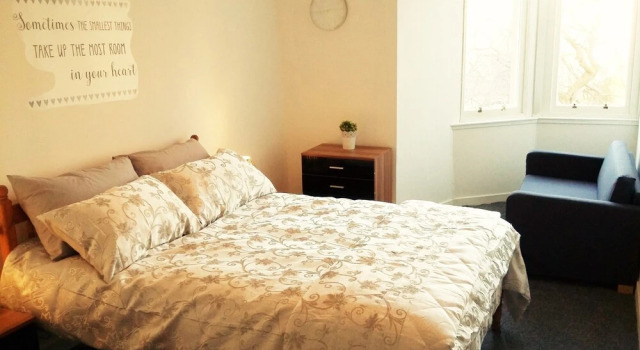 3 Bed Apartment near Botanic Gardens