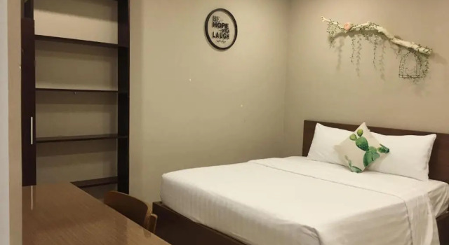 Апартаменты Vic House Hotel