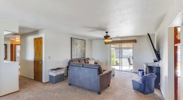Lake Havasu Snowbird Retreat w/ Hot Tub!, Забронировать Дом для отпуска Лейк-Хавасу-Сити штат Аризона