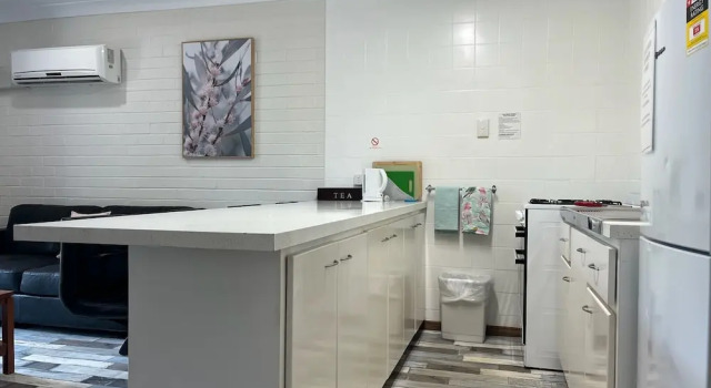 Шале с 2 комнатами Emu Beach Chalets