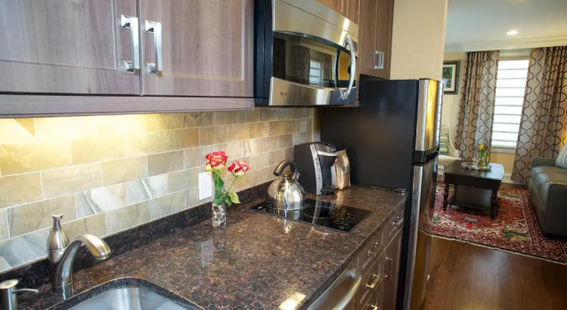 Люкс Guest House at Norwalk Inn