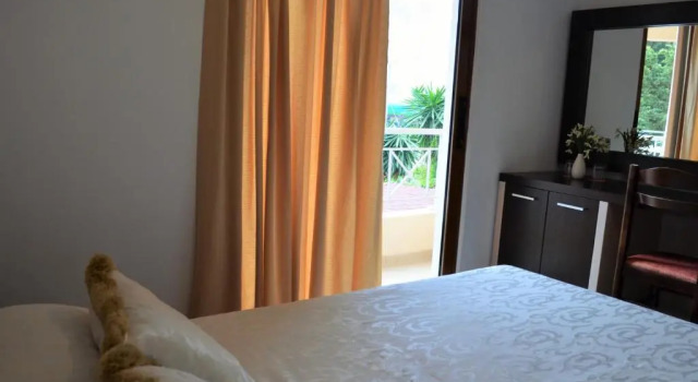 Standard Doppel Zimmer mit Balkon JB Hotel