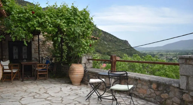 Small Stone Maisonette 1, Book Hotel  