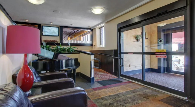 Двухместный номер Standard Inlet Tower Hotel & Suites