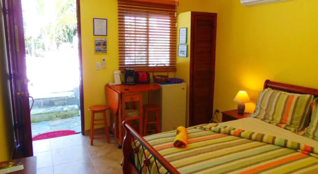 Casa del Sol Bed and Breakfast, Rezervovat Hotel Contadora Island 