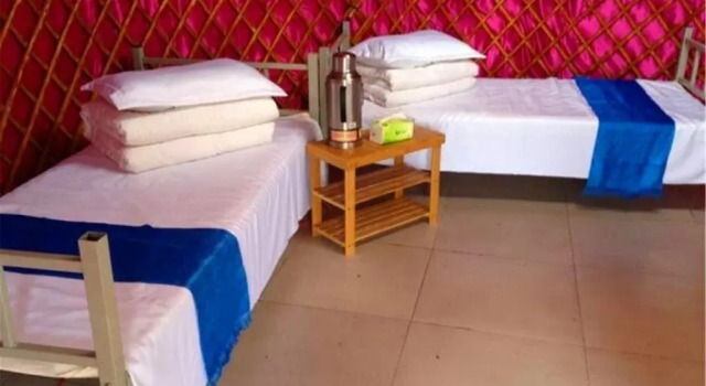 Connaught Dry Lake Tourist Resort, Prenota Resort Hotel a Inner Mongolia con parcheggio, Parcheggio