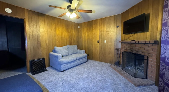 Crest Lodge Historic Mountain Inn, Reservar Mini-hotel Crestline San Bernardino Mountains
