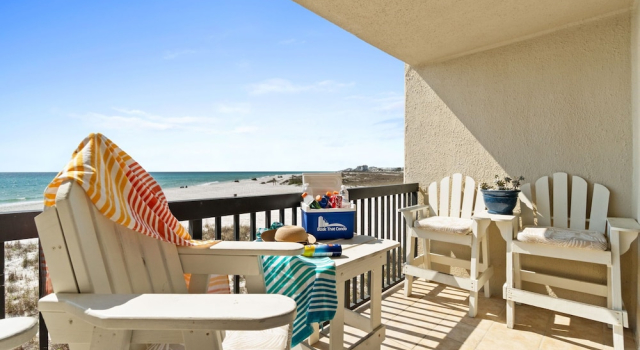 Номер Standard Pinnacle Port by Book That Condo