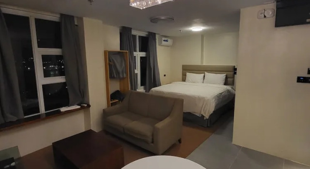 Люкс Premier Sempre Premier Inn - MACTAN AIRPORT HOTEL