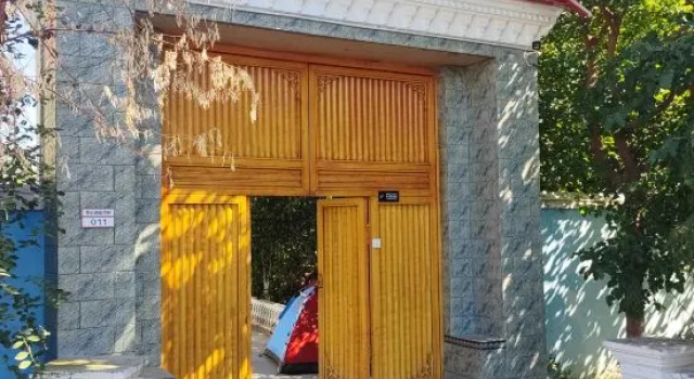 Morning Creek Inn by the Mountain Road, Buchen Sie Hotel Gongliu China
