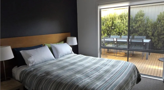 Номер Standard с балконом и с видом на воду Coorong Waterfront Retreat