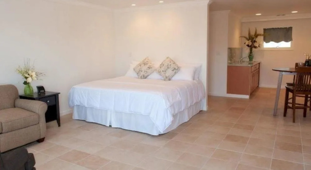 Heron Suites at Port of Egypt Marine, Book Hotel Southold North Fork