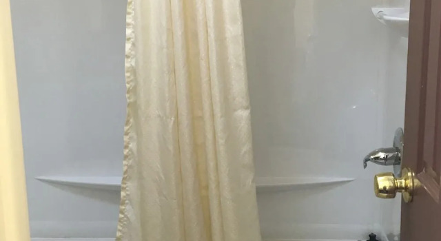 Четырёхместный номер Standard Guest House Motel Chanute