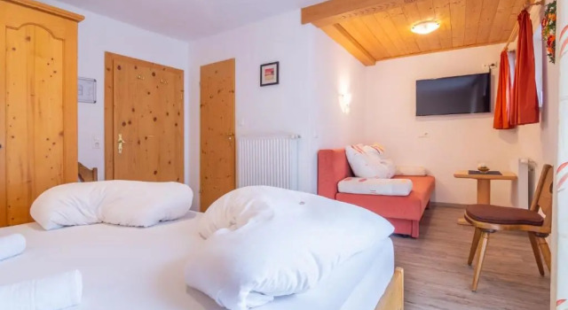 Апартаменты Superior Alpenpension Elferblick- Zimmer- Appartements- Wellness
