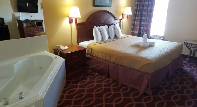 Люкс Standard American Inn Evansville East