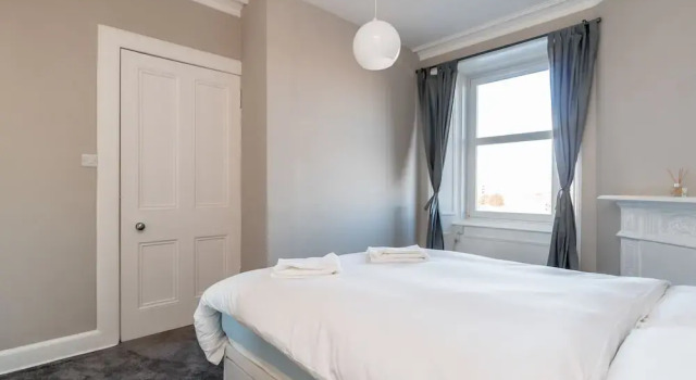 Двухместные апартаменты Deluxe Silver Lining Charming Meadowbank Flat
