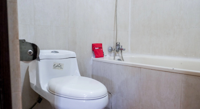 Номер Standard RedDoorz Plus near DC Mall Batam