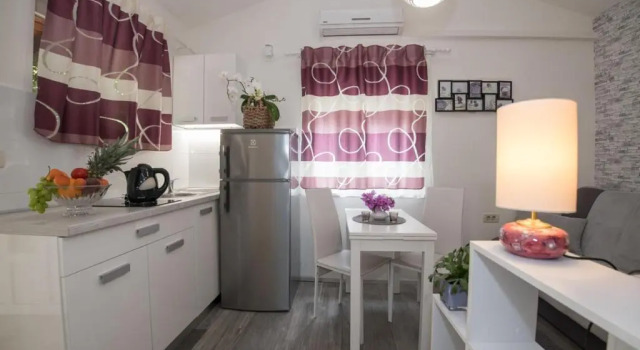 Apartments Ana
