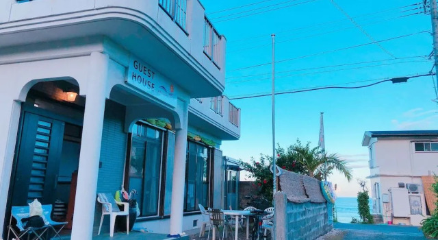 Guesthouse Amami Long Beach, Prenota Hotel Hotel a Kyushu con parcheggio, Parcheggio