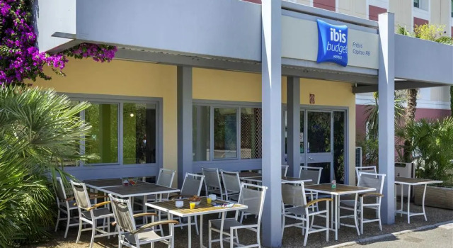 ibis budget Fréjus Saint-Raphaël Capitou A8, Забронировать Отель Фрежюс Var coast