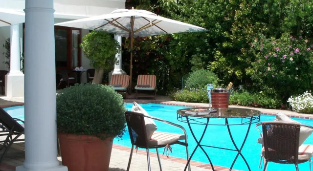 Двухместный номер Deluxe с видом на сад Fernwood Manor Boutique Guest House