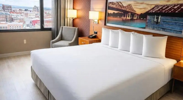 Двухместный люкс Radisson Hotel La Crosse