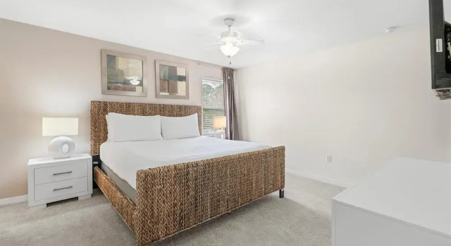 Spacious 4BR Family Townhouseprivate Pool & BBQ, Varaa Villa Huvilat kohteessa Florida, Villa