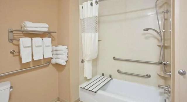 Номер Standard Hampton Inn Kingston