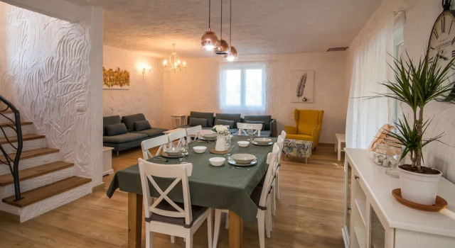 Villa Harmony, Varaa Villa Hotellit Kvarner Islands uima-altaalla, Uima-allas